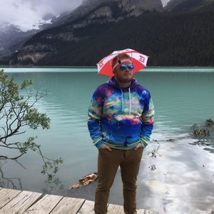 Meet your Posher, Logan